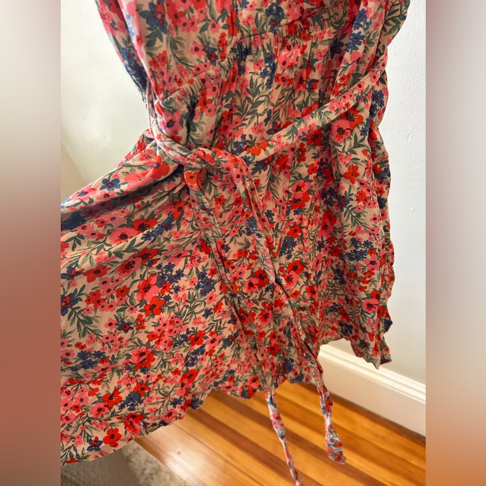 Romper - Picture 2 of 3